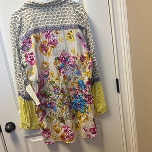 NWT Aratta Yellow Dream shirt